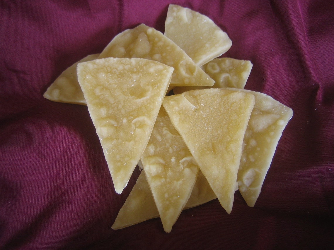 Candle: Embeds or Melts - Tortilla Chips