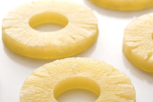 Candle: Embeds or Melts- Pineapple Rings